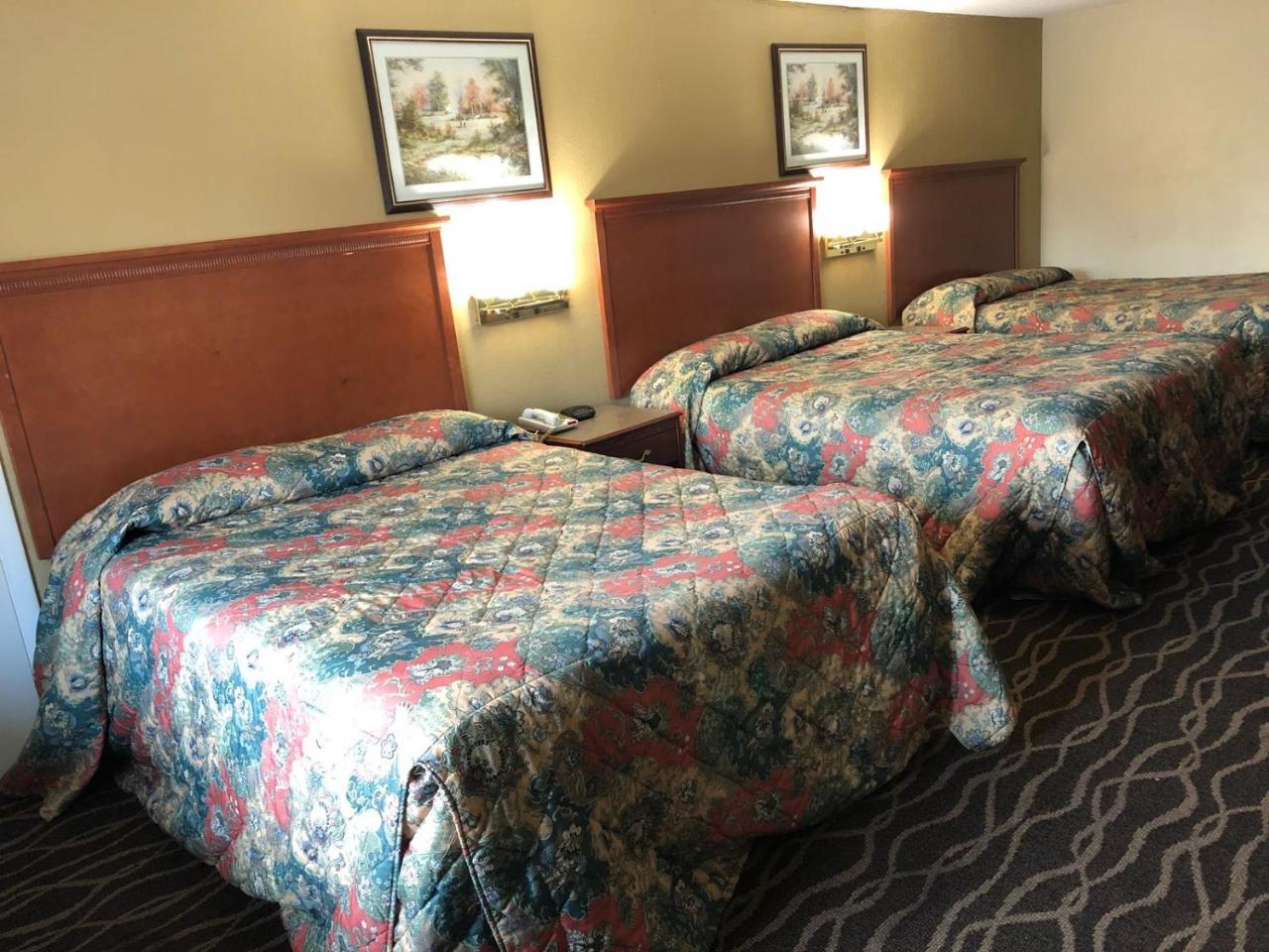 Travelodge By Wyndham Terre Haute Buitenkant foto